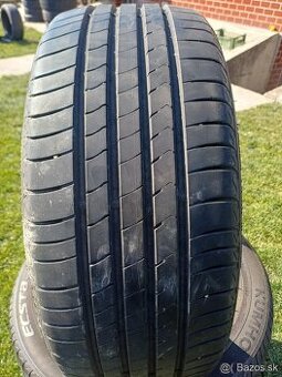 215/45 r16 letné pneumatiky ,Kumho