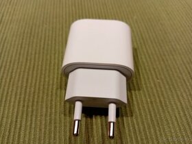 Nova nabíjačka Apple 20 w  C konektor - 1
