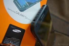 Samsung Galaxy S6 active SM–G890A - 32GB