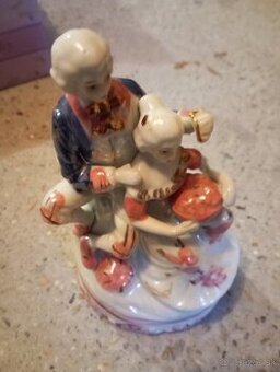 Porcelánová soška