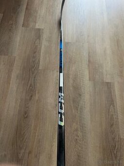 Hokejka CCM Jetspeed FT7pro senior