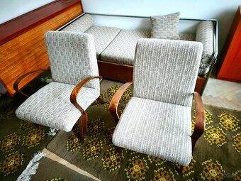 Retro starodavny sedaci nabytok