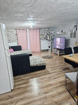 Rezervované Na predaj 4 izbový rodinný dom, Šurany