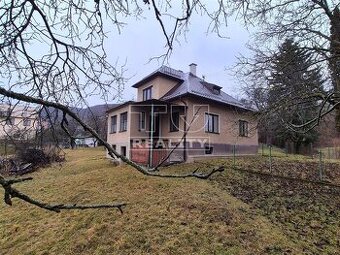 Na predaj 3-izbový rodinný dom s POZEMKOM 3 558 m2,...