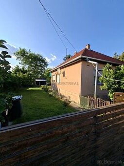 ZNÍŽENÁ CENA. Na predaj 3 izbový dom v Maďarsku -Sajóecseg