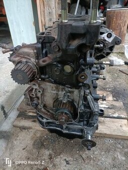 Rozpredám motor - prevodovku Mazda 5