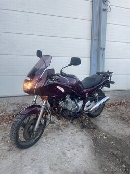 Yamaha XJ600S Diversion