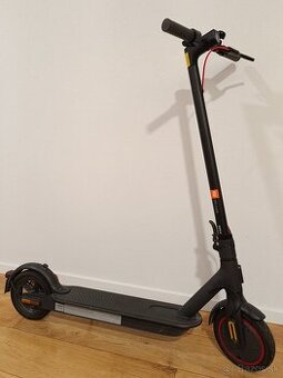 Xiaomi Mi Electric Scooter Pro 2
