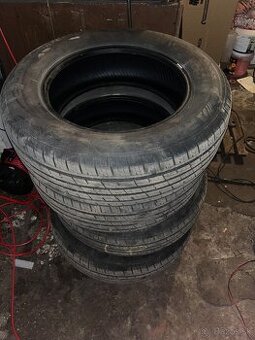 225/65 r17