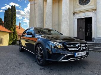 Mercedes Benz E220d All Terrain 4matic 11/2019 Historia MB