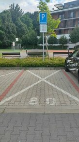 Vonkajšie parkovacie státie Žltá ulica - Slnečnice