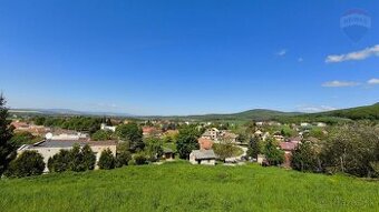 NA PREDAJ: Pozemok Podhorany 1403 m2