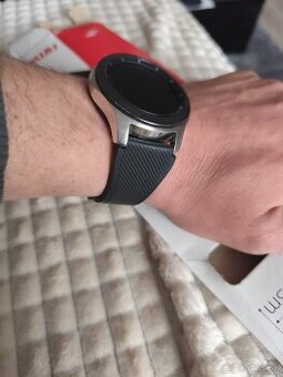 Hodinky Samsung Galaxy watch 46mm.