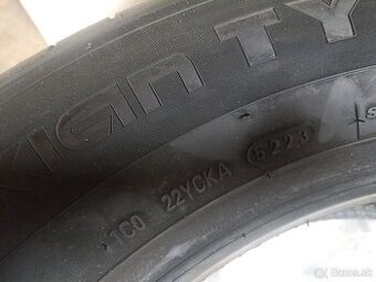 225/60 r18