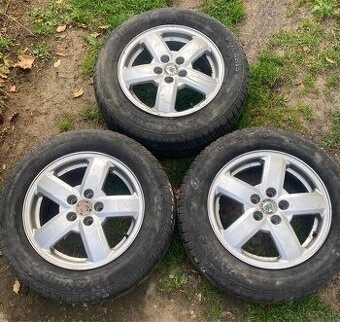 Hlinikove diska 5x100 195/55r15 Skoda
