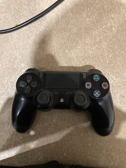 Ovládač na ps4 originál - 1