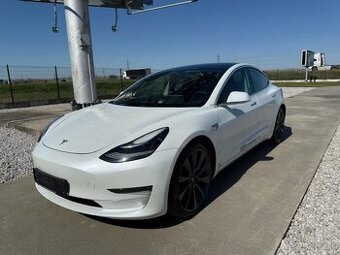 Tesla Model 3 PERFORMANCE-LONG RANGE DUAL MOTOR