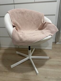 Otočná stolička ikea biela