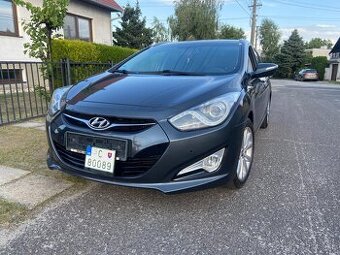 Hyundai i40 - 1
