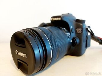 Canon EOS 70D s objektívom EF-S 18-135 mm