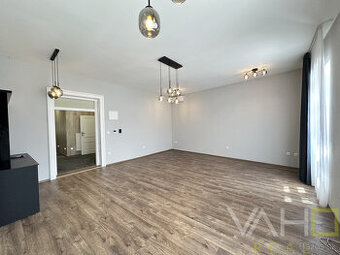 NA PRENÁJOM 5 kancelárskych miestností 200 m² + 24 m² terasa
