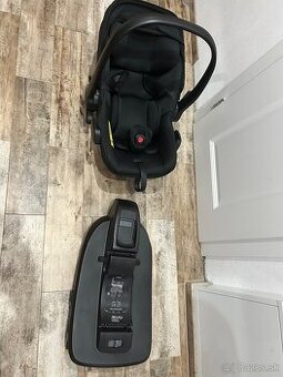 Britax Römer baby safe core v záruke + isofix /kočik BR