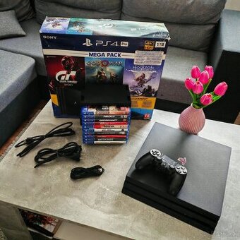Playstation 4 PRO + 10 HIER + PRÍSLUŠENSTVO