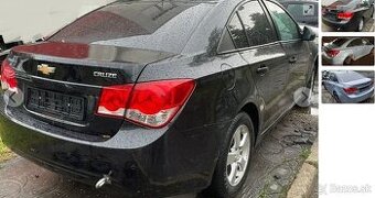 Chevrolet Cruze 1.6 2012 Predám MOTOR F16D4 DVERE a iné pre