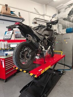 Yamaha tenere 700 World Raid