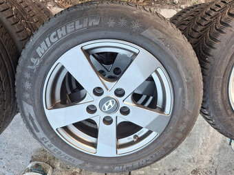 hliníkové disky hyundai 15" 5x114,3 aj pneu 195/65 r15