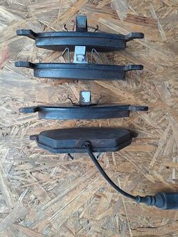 brzdove platnicky  0252313119W