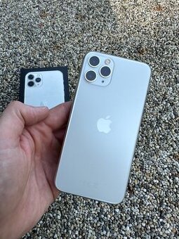 IPhone 11 Pro Max - baterie 100%