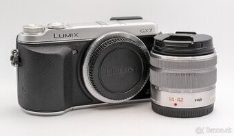 Panasonic Lumix DMC - GX7 + Lumix G Vario 14-42