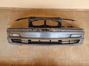 Prevodovka a Nárazníka so stenou chladiča E46