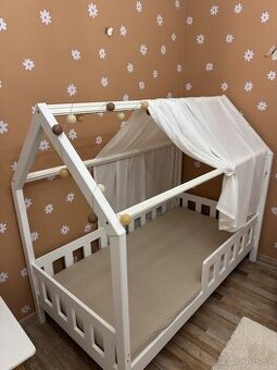 Domčeková detská postel s matracom