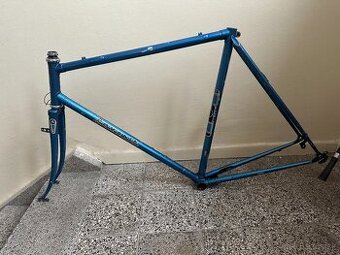 Favorit F8 novší rám