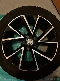 Elektrony a letné pneumatiky R17