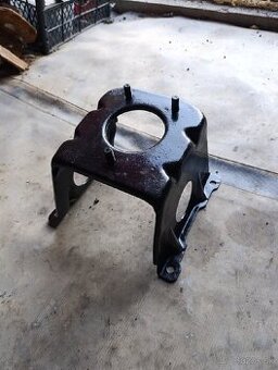 Suzuki vitara 1.6 držiak rezervy