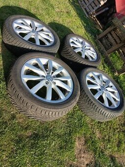 5x112 R17  205/50 R17