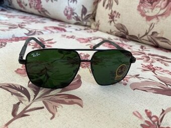 slnečné okuliare značky Ray Ban