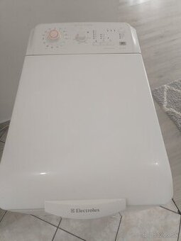 Automatická práčka electrolux