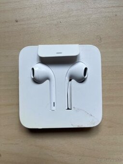 Slúchadlá Apple