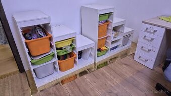 Úložná kombinácia so škatuľami, biela/viacfarebný,