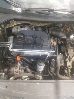 Rozpredám golf .5. 1.9.77kw . Rok 2008
