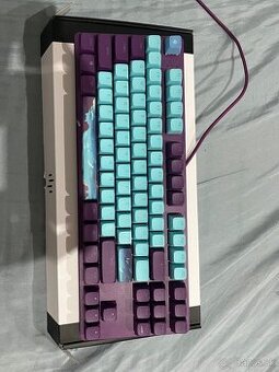 Mechanicka klavesnica