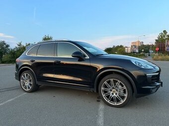 Porsche Cayenne 4.2 Diesel V8 283kw Facelift.