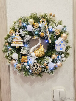 Vianočné vence na vonkajšie dvere