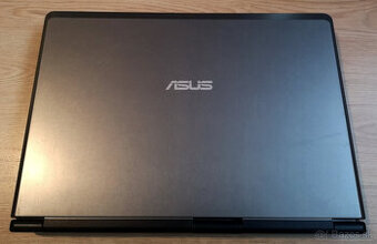 Predám starší notebook Asus