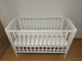 Postieľka pre bábätko