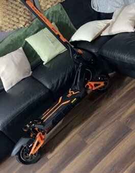 KuKirin Kugoo G3 pro   najazdnene iba 4 Km    V zaruke